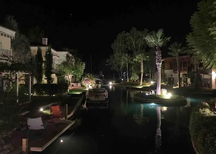Sea Canal Townhouse Villa Gocek (Fethiye)
