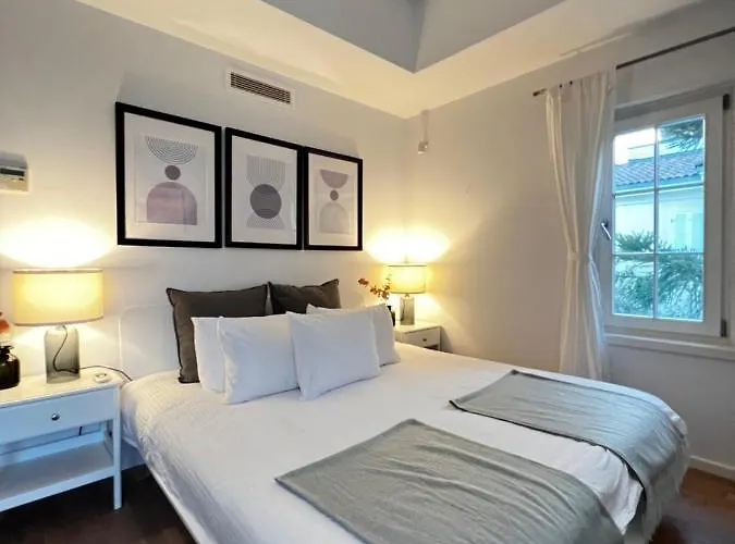 Villa Sea Canal Townhouse