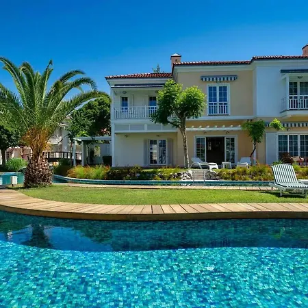 Willa Sea Canal Townhouse *