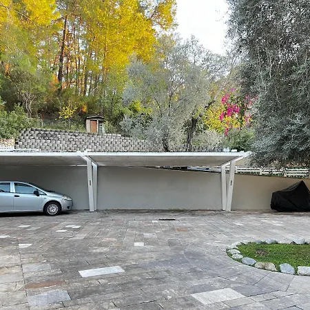 Sea Canal Townhouse Villa
